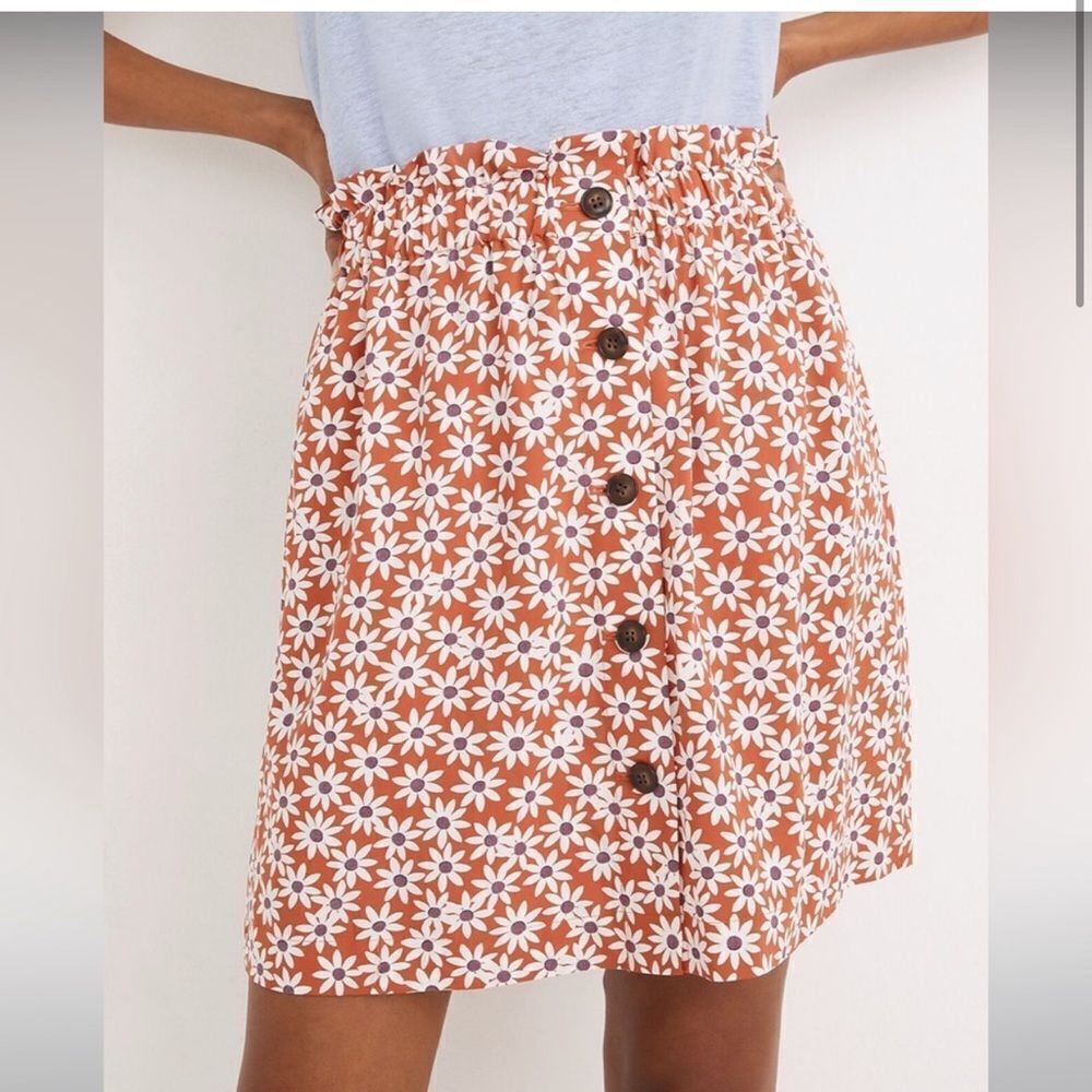 Madewell Paperbag Button-Front Mini Skirt in Falling Daisies